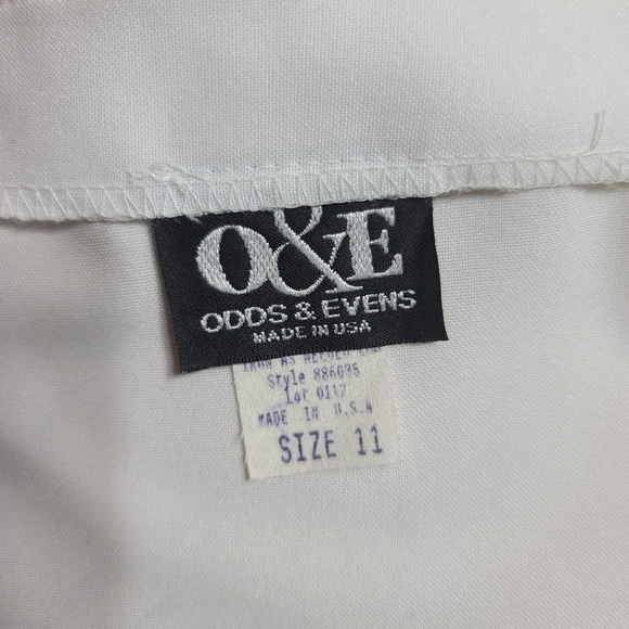 NWT Odds & Evens SZ 11 White Halter Top One Button - Picture 3 of 3